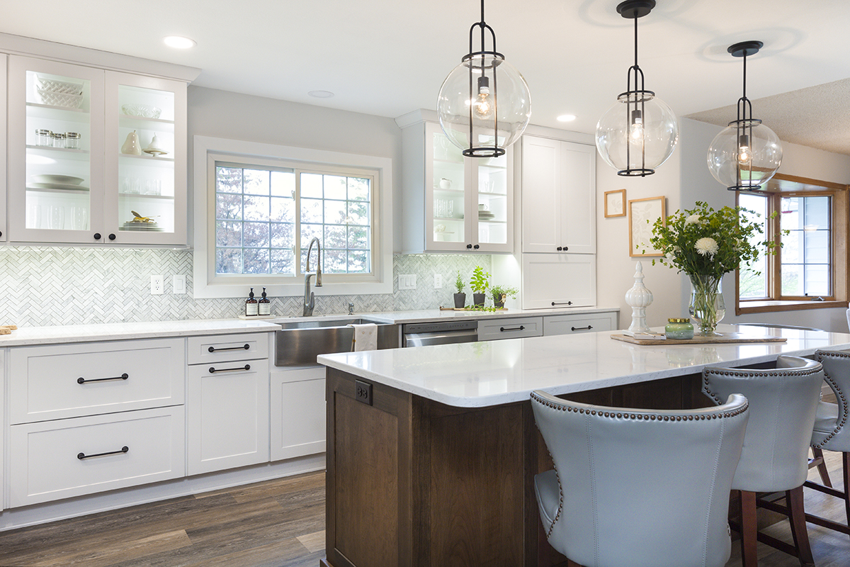 dark stained and White kitchen cabinets