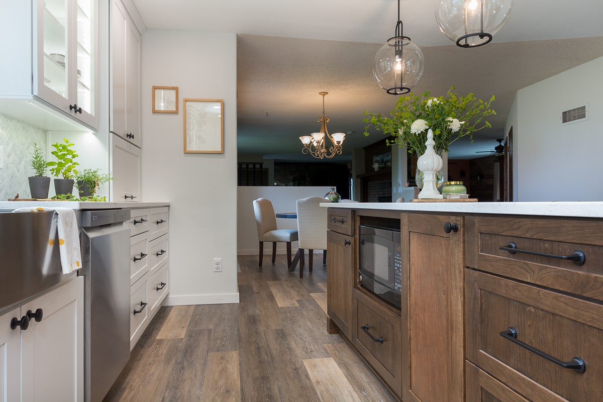 dark stained and White kitchen cabinets