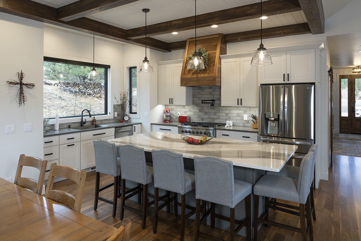 White and gray kitchen cabinets