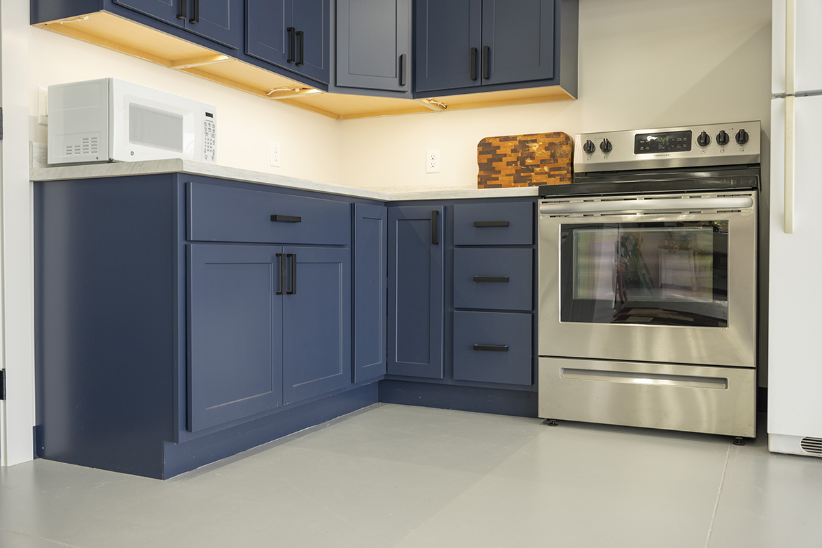 Blue kitchen cabinets