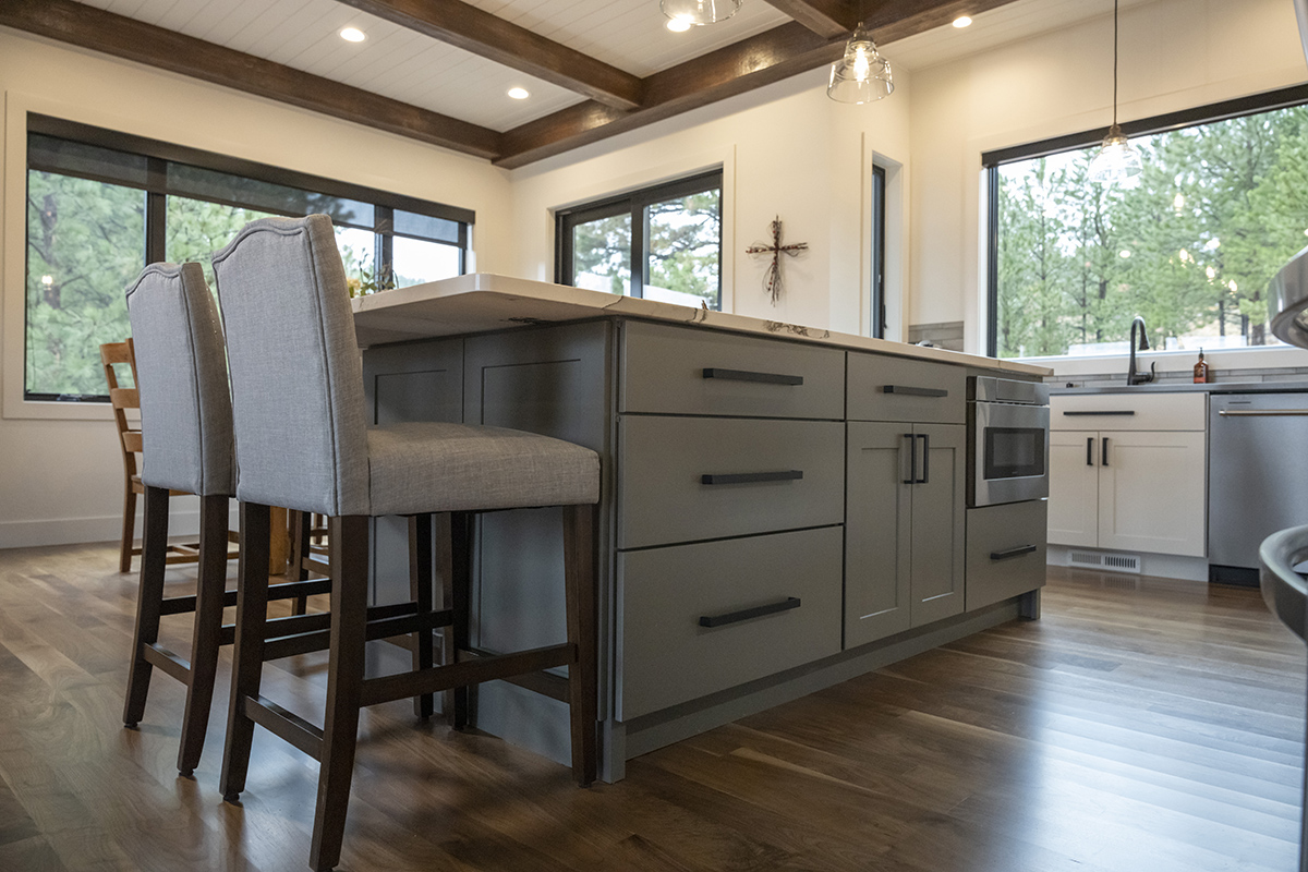 White and gray kitchen cabinets