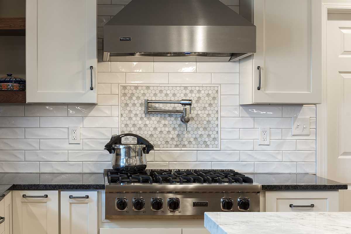 white kitchen cabinets