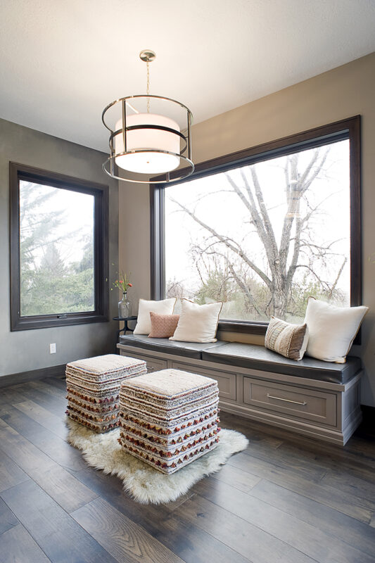 Side view of the window sitting area.