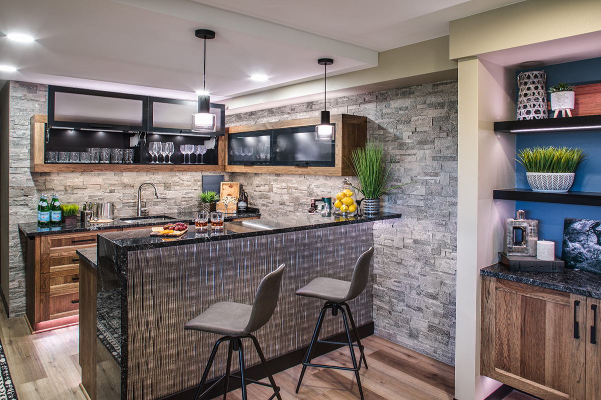 Shows wet bar with cabinets open
