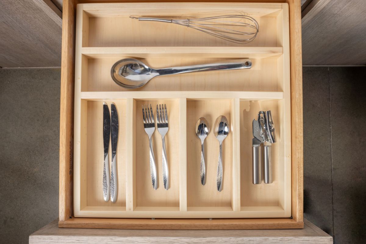 cutlery divider