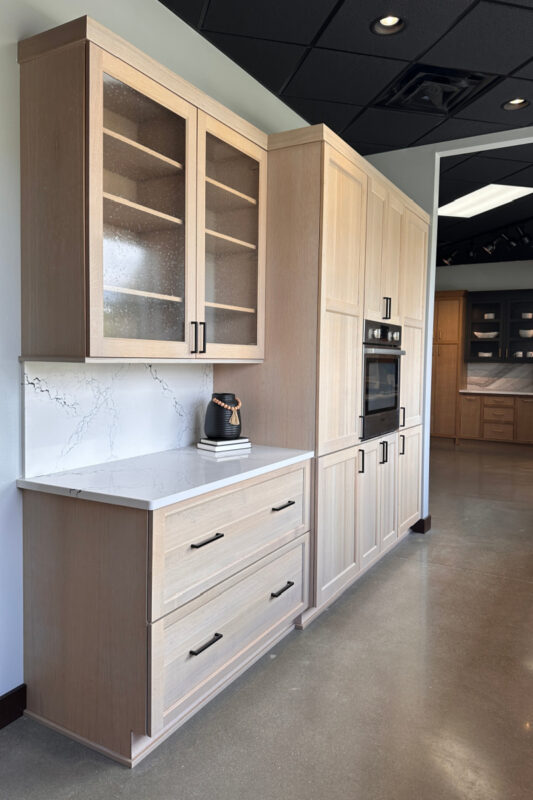 Kitchen with Pampas stain