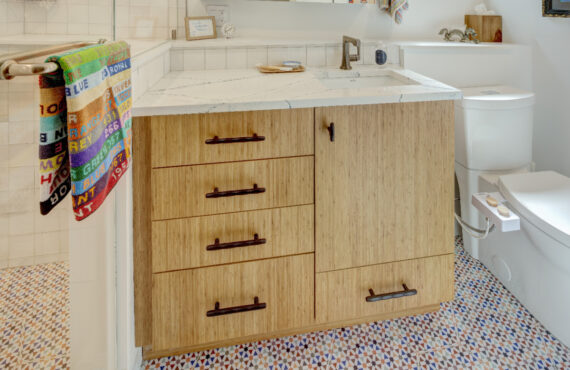 Bamboo bathroom vanity