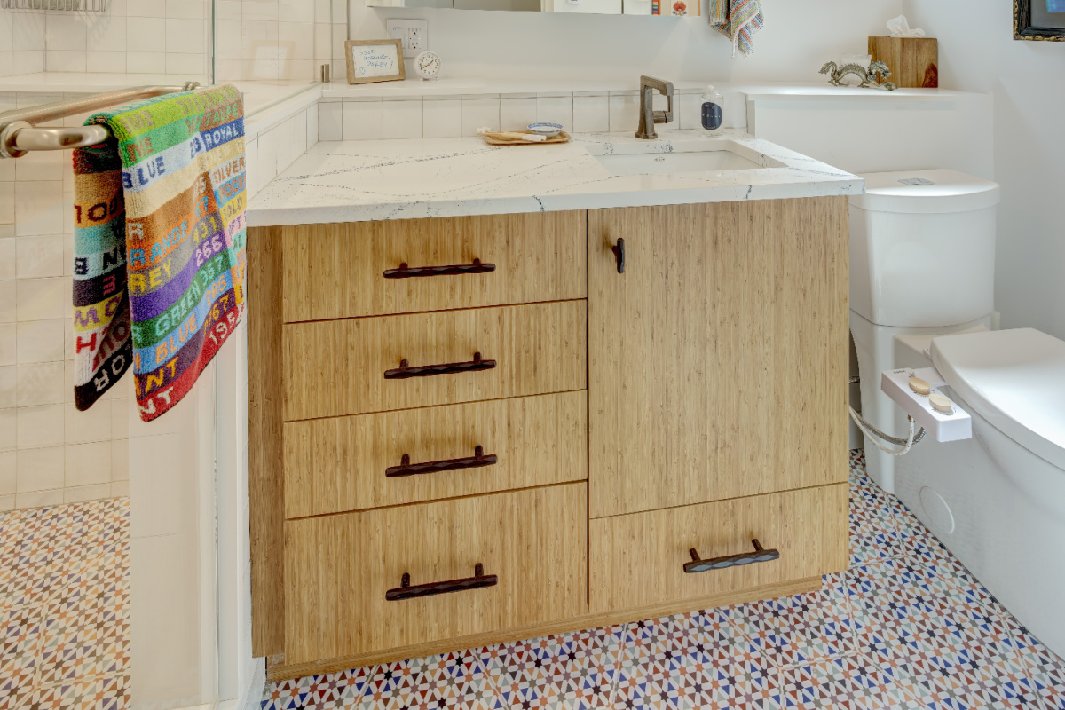 Bamboo bathroom vanity