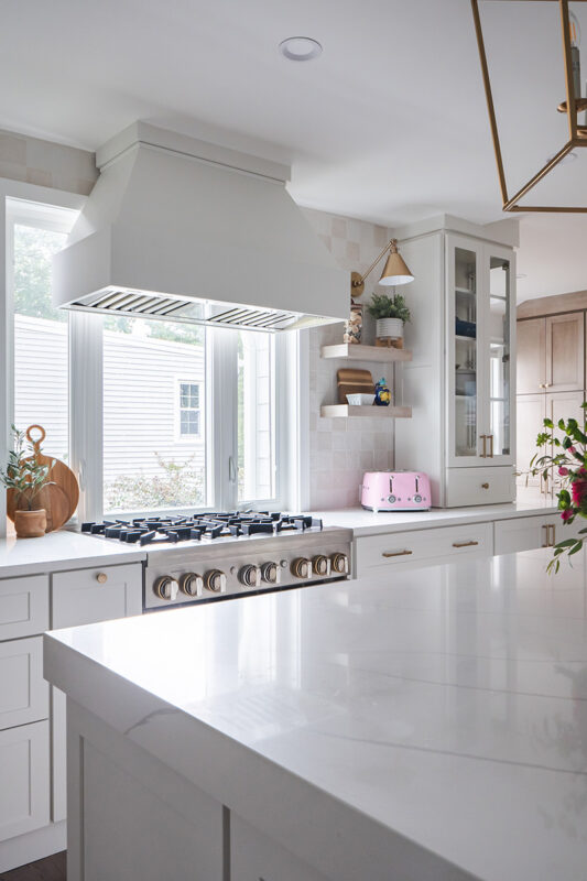 White kitchen and island