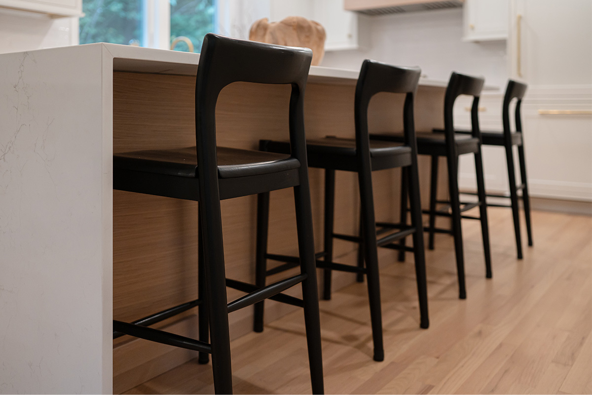 Quartersawn White Oak island cabinets stained in light brown Pampas finish.