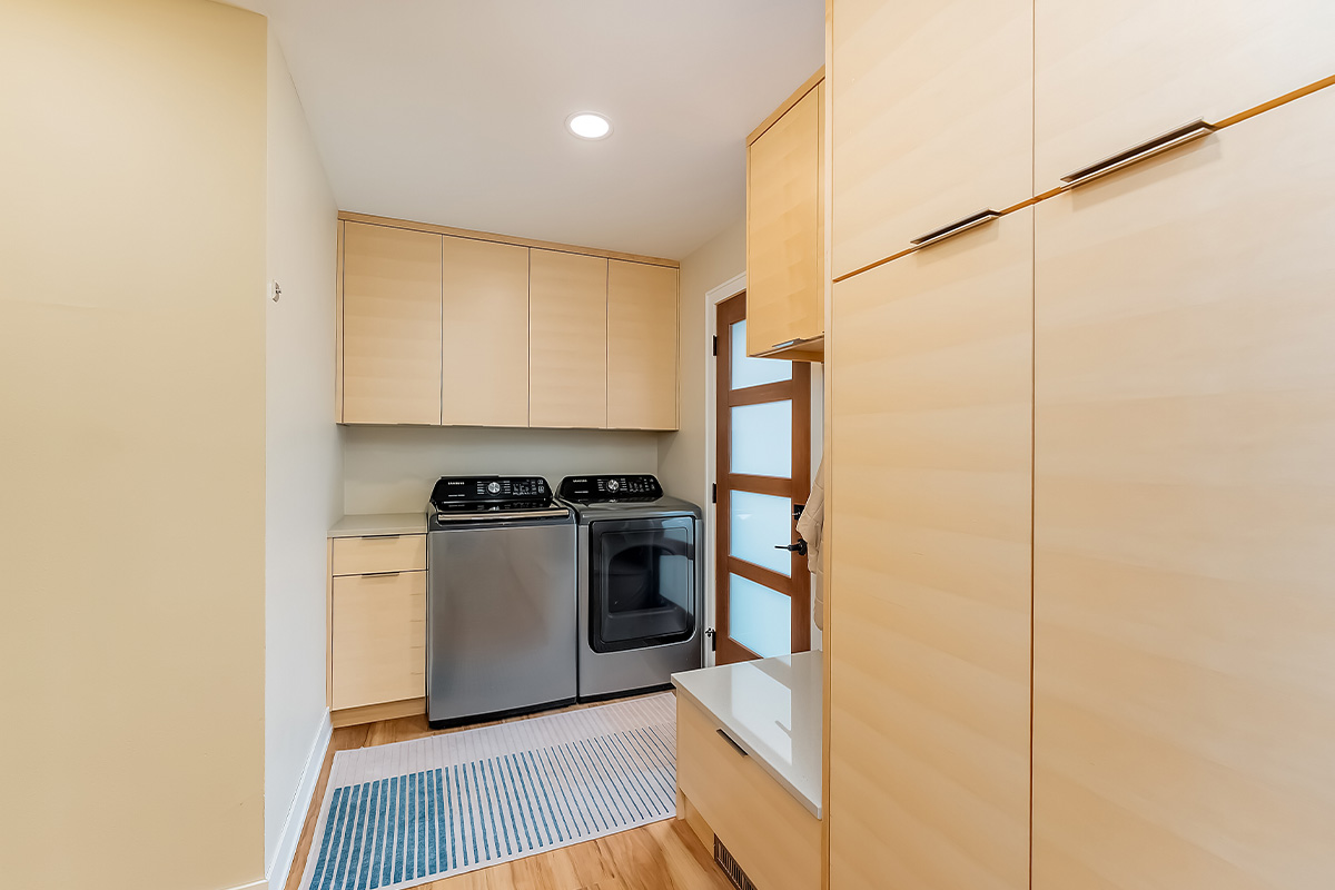 Light maple contemporary kitchen.