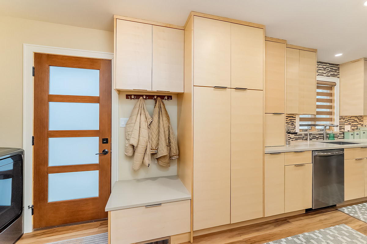 Light maple contemporary kitchen.