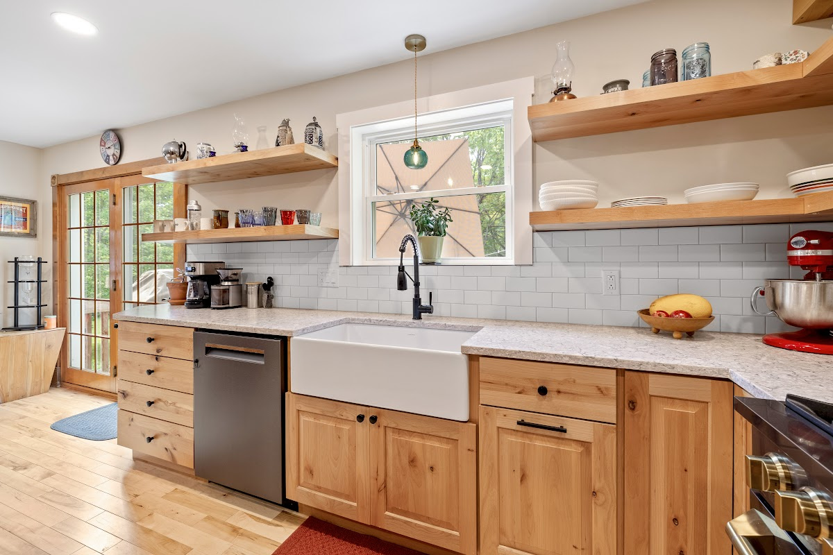 Rustic Alder Natural kitchen