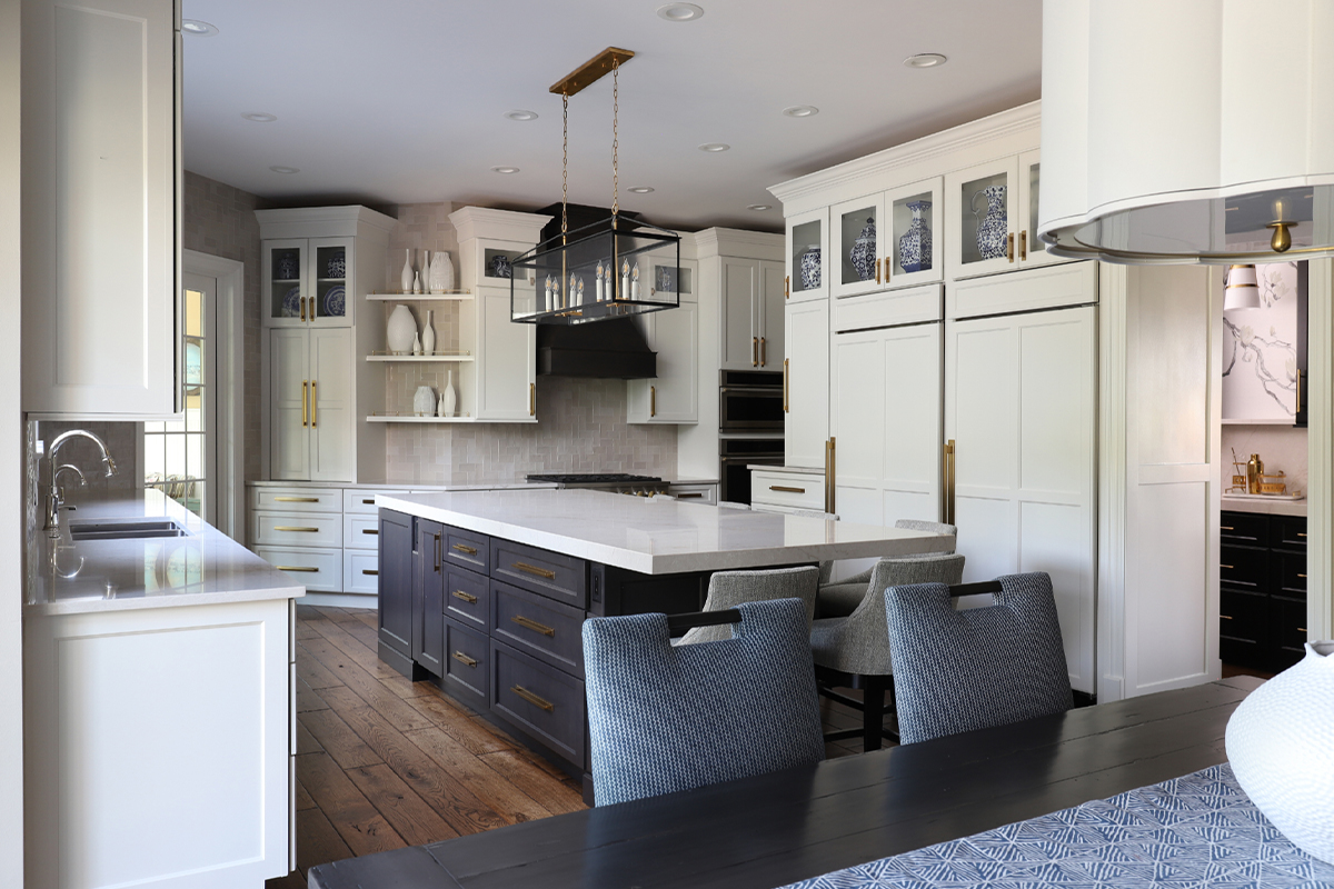 Dark stain and white painted kitchen cabinets